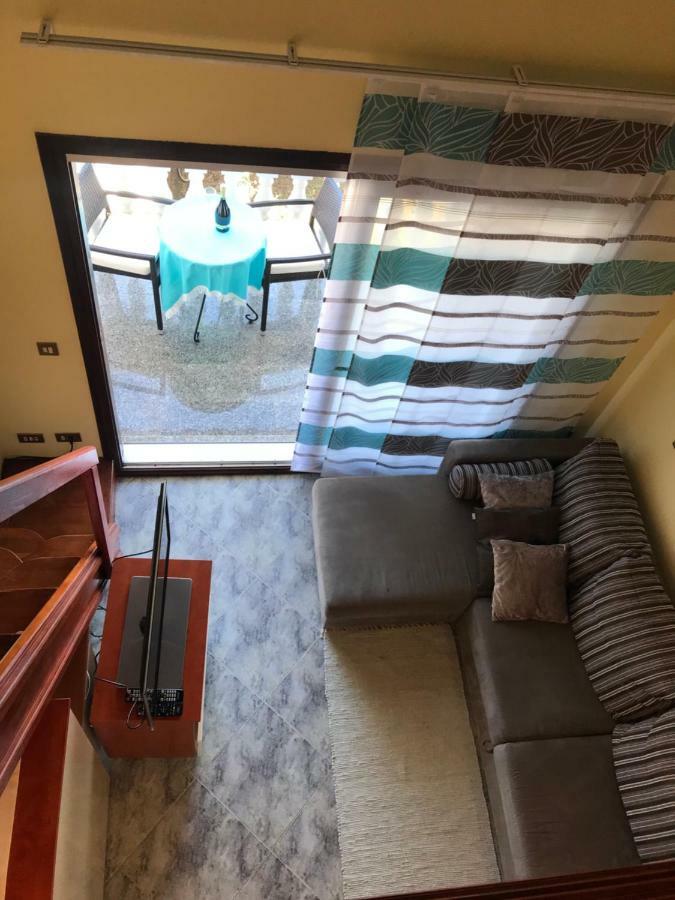 Lorenzo Apartment *